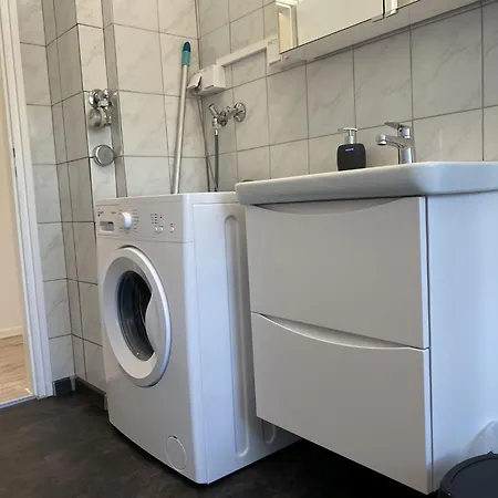 Sad151 Moderne Monteurwohnung Mit Balkon By Interhome *